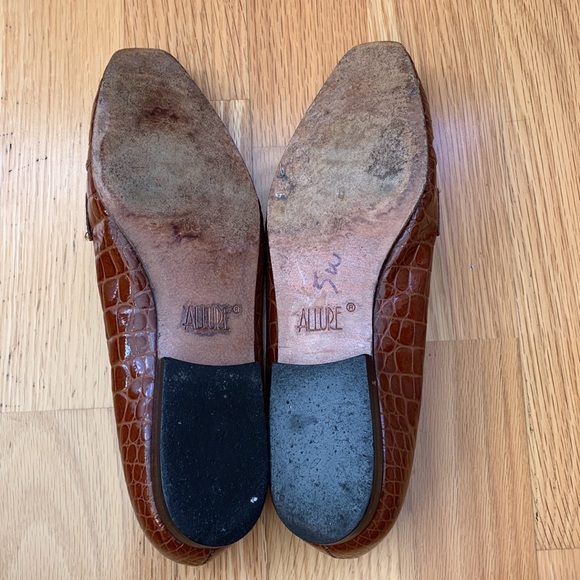 ❗️FREE Italy Vintage shoes 📍MUST BUNDLE 📍 - Picture 4 of 16